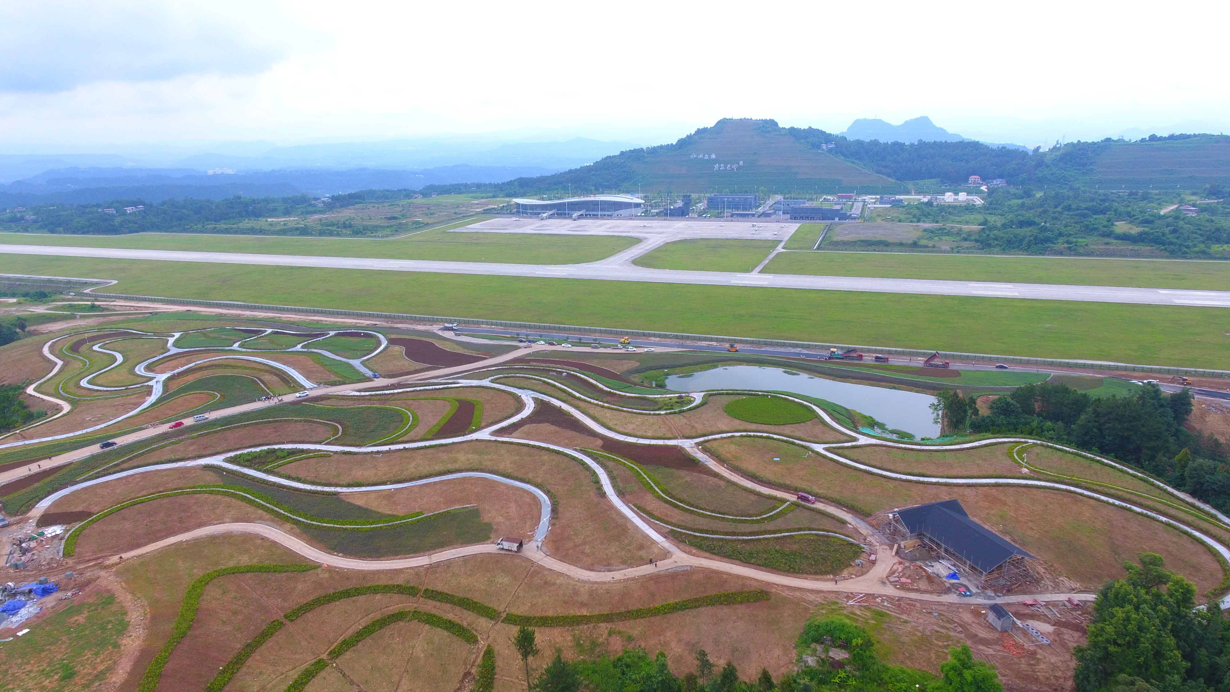 三舉措升級(jí)打造田園恩陽(yáng)園區(qū)建設(shè)